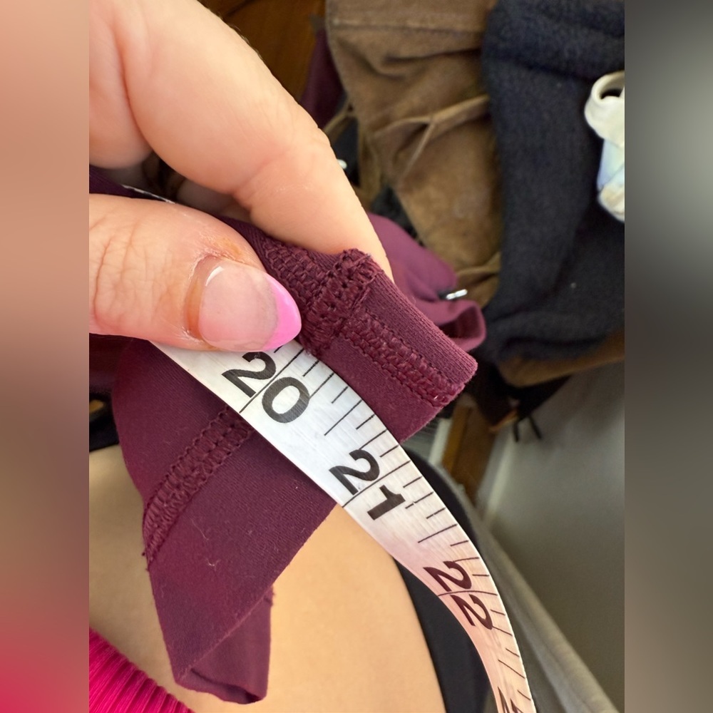 Lululemon Align Leggings 21in size 6 maroon - Picture 6 of 7
